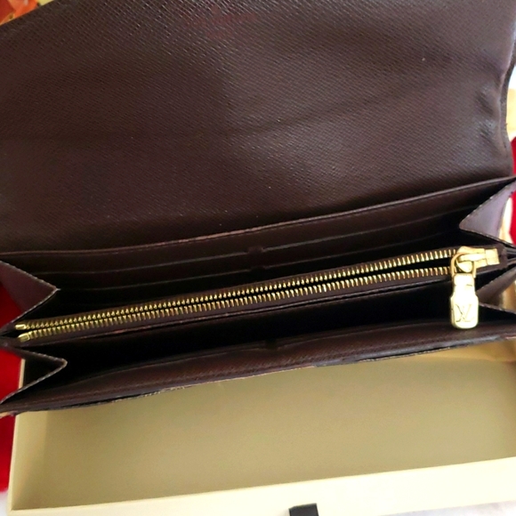 Authentic LV Wallet Damier Ebene - Picture 5 of 6